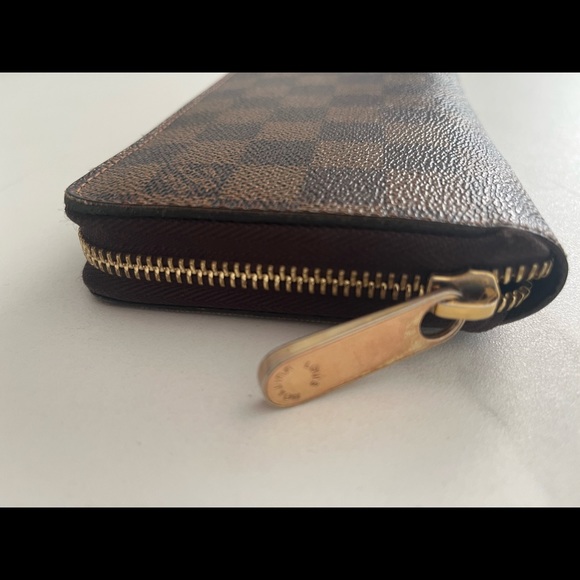 Louis Vuitton Zippy Wallet - Picture 4 of 4